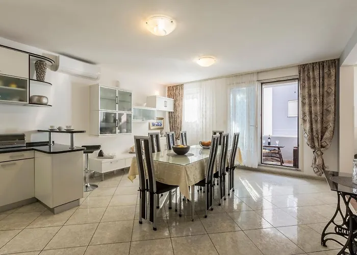 公寓 Noemi Ii Luxury