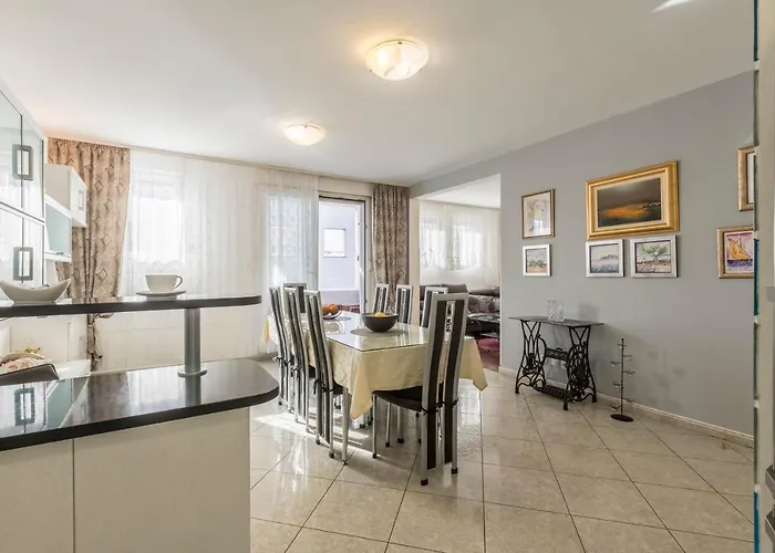 公寓 Noemi Ii Luxury