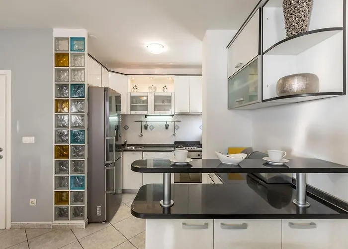 Noemi Ii Luxury 公寓 索林